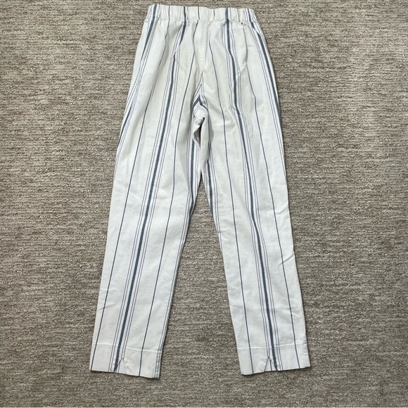 🚨 3 for $25 - Brandy Melville John Galt Tilden Pants - Picture 5 of 10